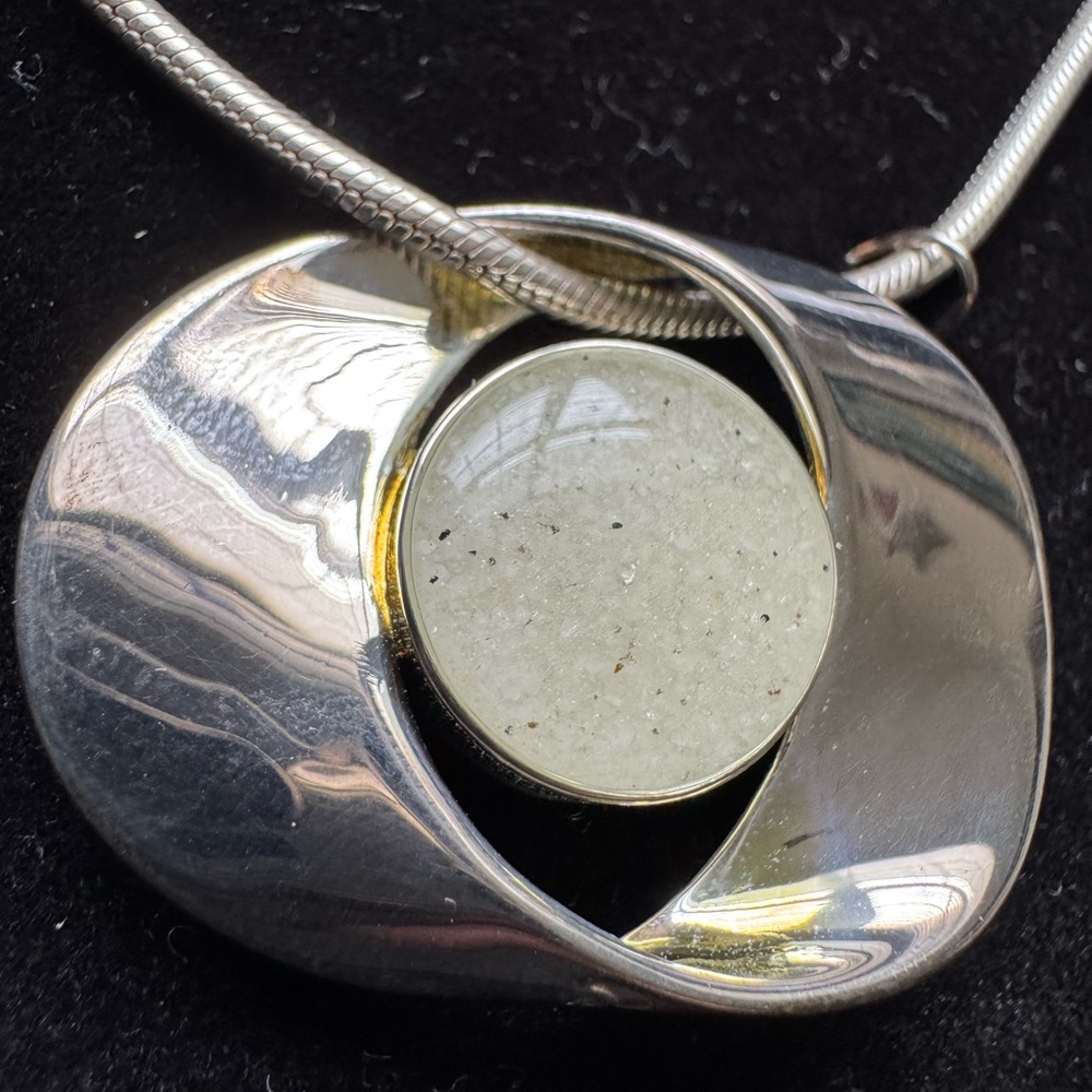 Dune Jewelry “Jet” Power Stone Necklace – Santa Rosa Beach Sand - Picture 3 of 8